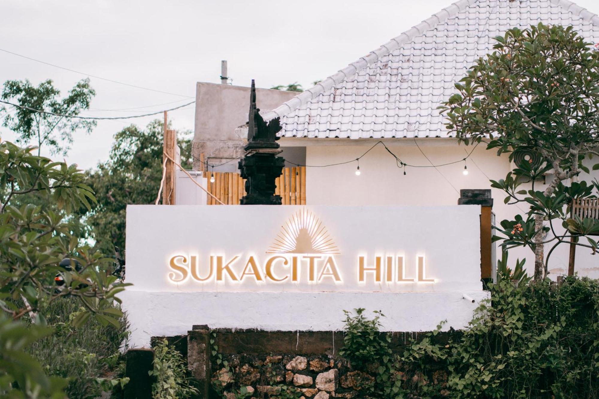 Sukacita Hill Hotel Uluwatu  Bagian luar foto